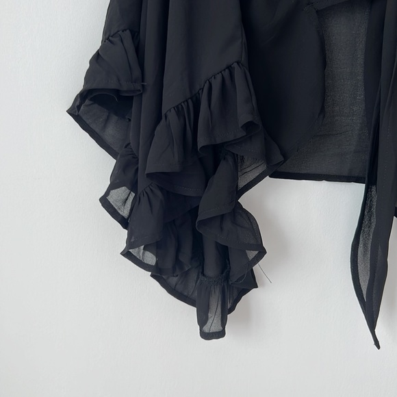 FOREVER 21 Bell Sleeved Tie Front Blouse - Picture 2 of 5